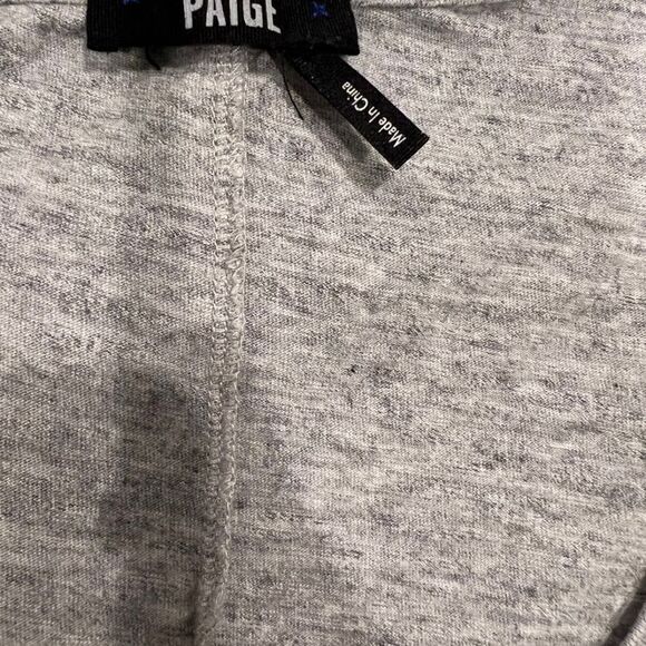 Paige Zaya Tee - Heather Grey T-shirt
L - Picture 6 of 7